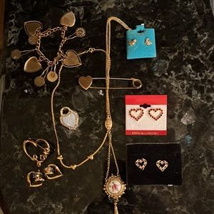 Lots of Love! 10 gold pieces!!